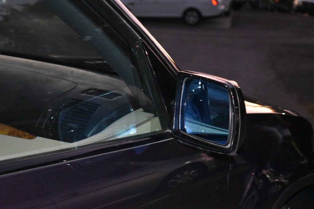 Used 2004 BMW X5 3.0i image 40