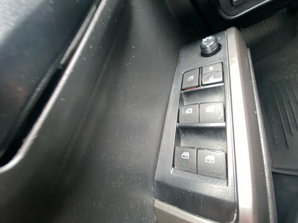 Used 2023 Toyota Tacoma SR5 w/ SX Package AWD/4WD image 17