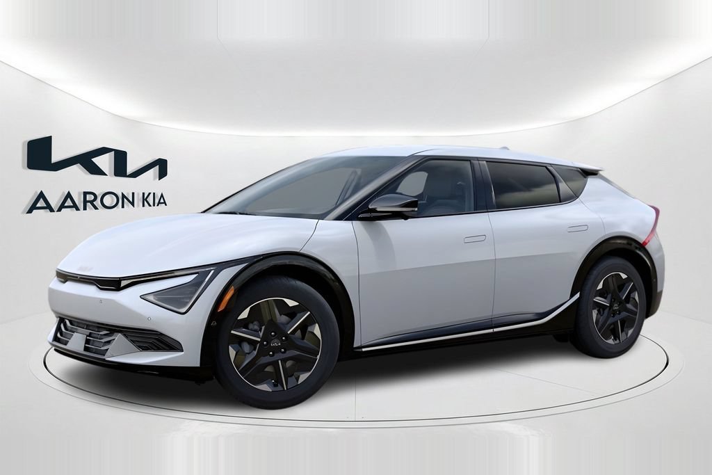 New 2026 Kia EV6 Wind RWD image 3