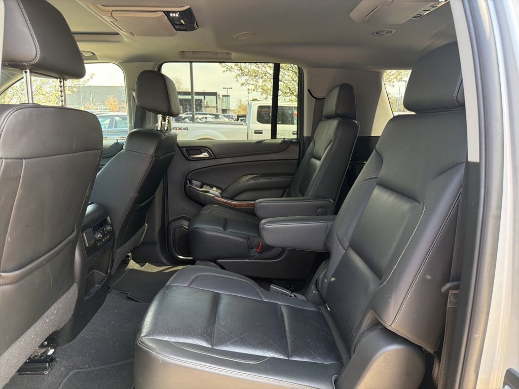 Used 2019 Chevrolet Suburban Premier AWD/4WD image 10