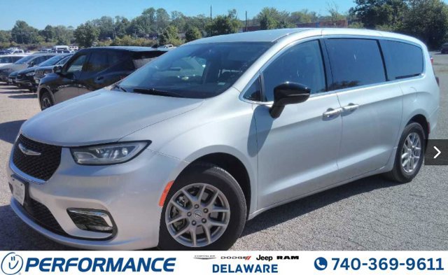Used 2024 Chrysler Pacifica Touring-L
