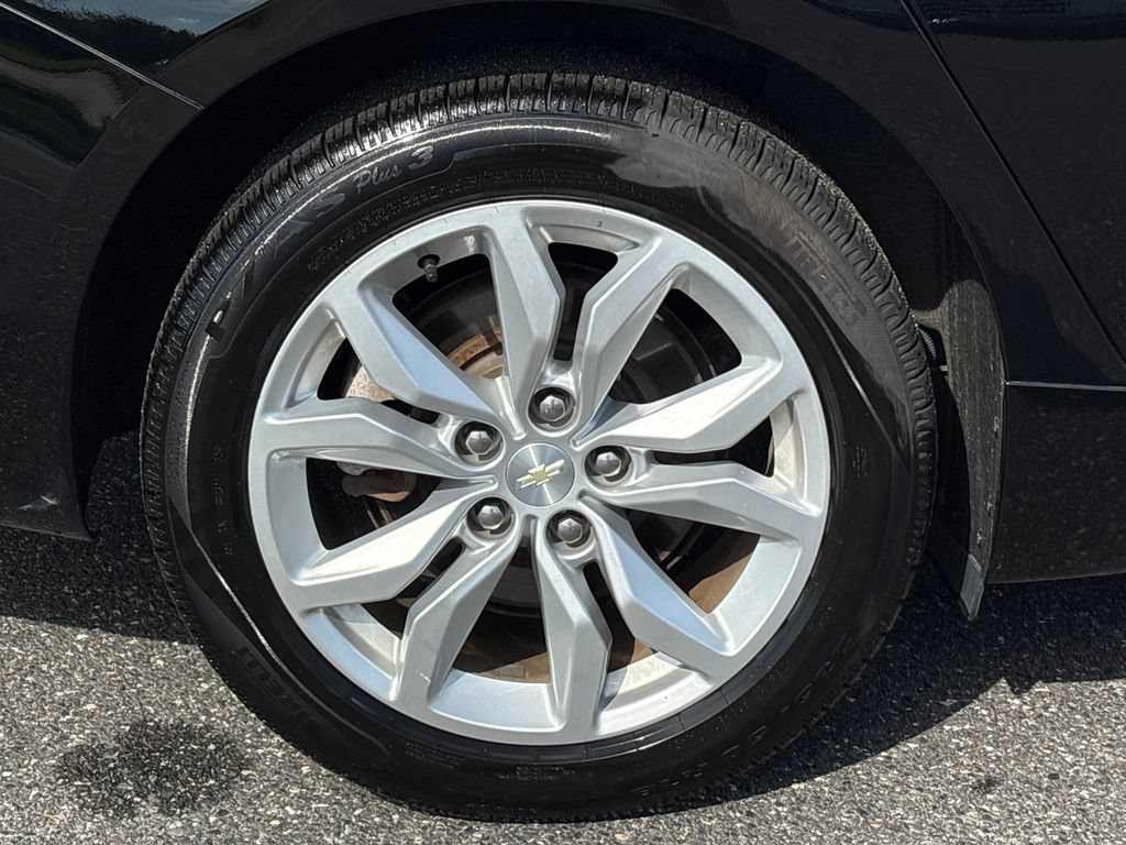 Used 2018 Chevrolet Impala LT w/ LT Leather Package FWD image 22