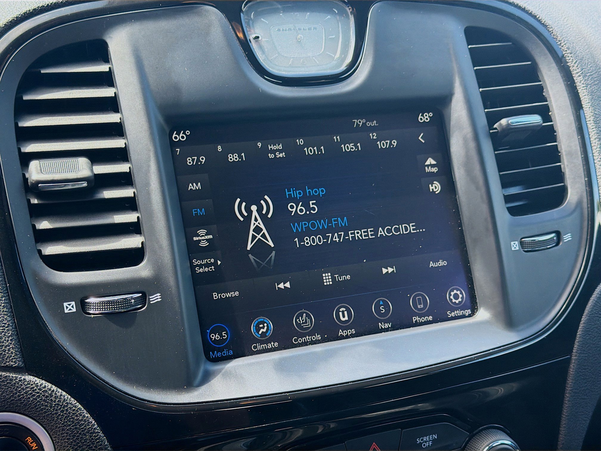 Used 2023 Chrysler 300 S image 12