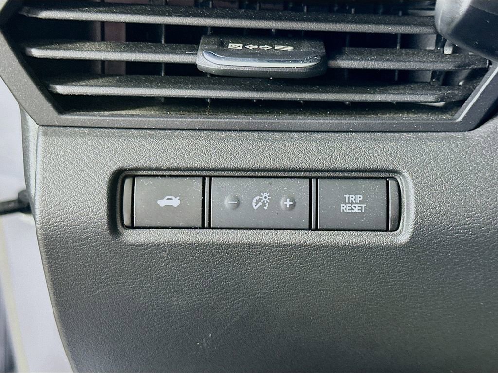 Used 2024 Nissan Altima 2.5 SR image 21