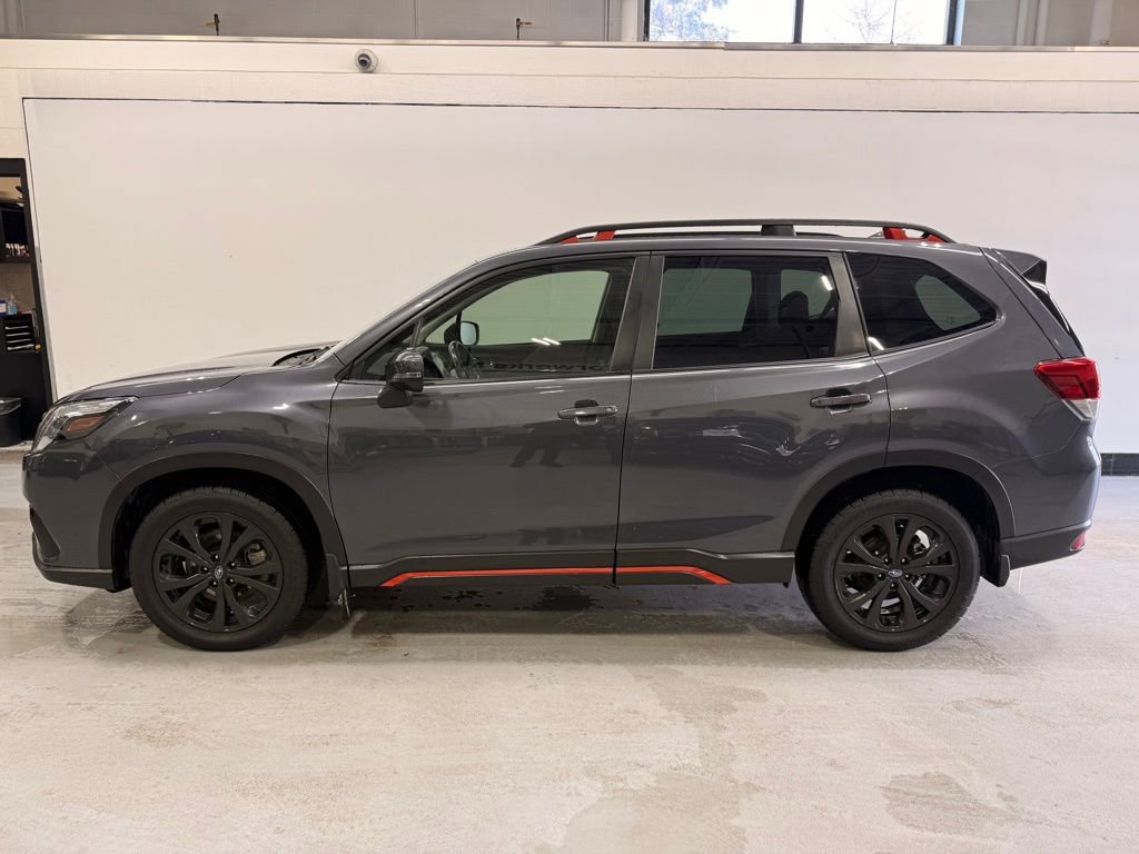 Used 2022 Subaru Forester Sport image 2