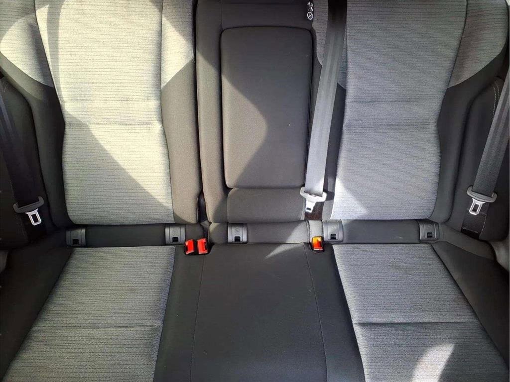 Used 2023 Nissan Rogue SV image 17