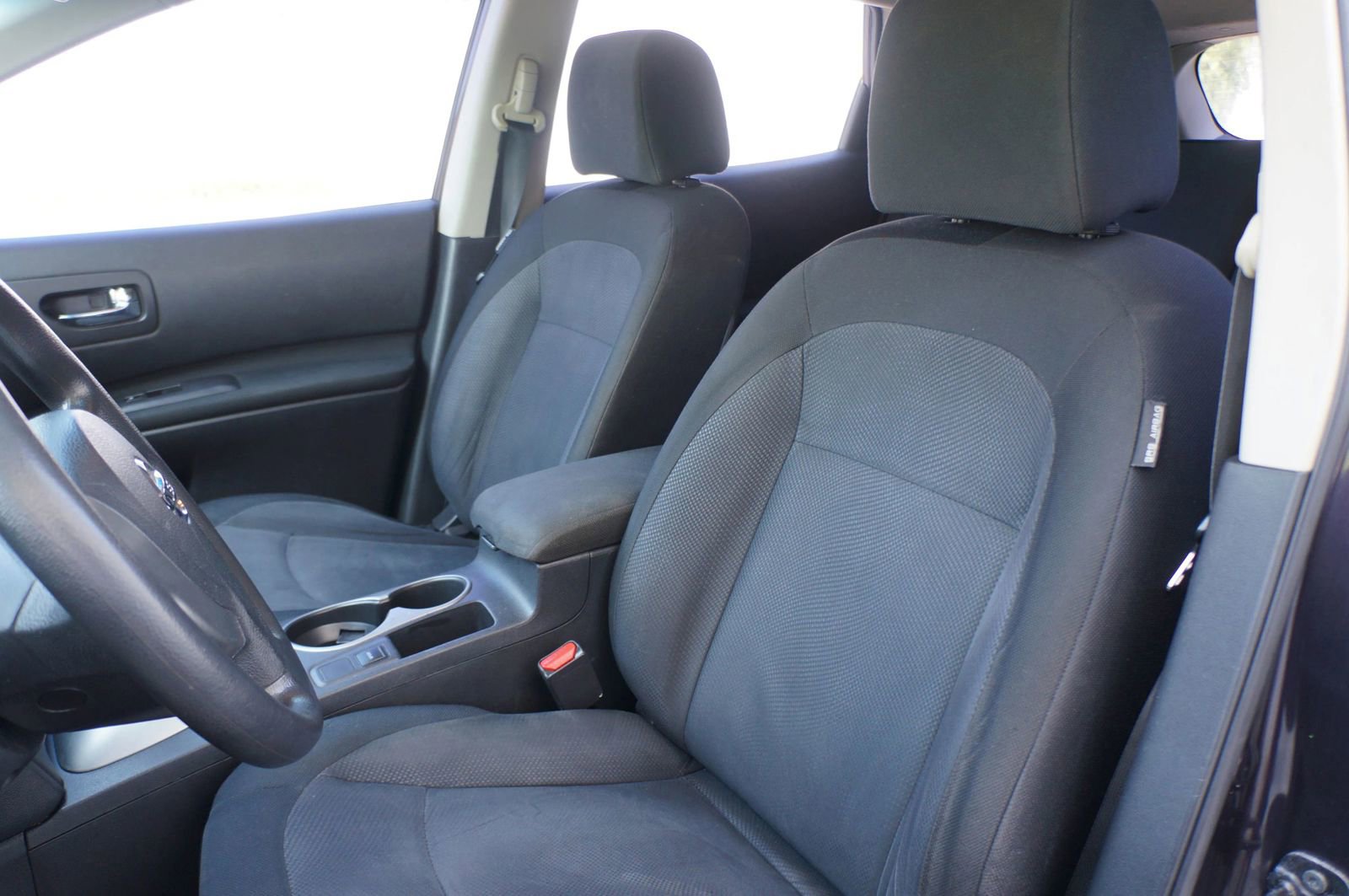 Used 2013 Nissan Rogue S FWD image 19