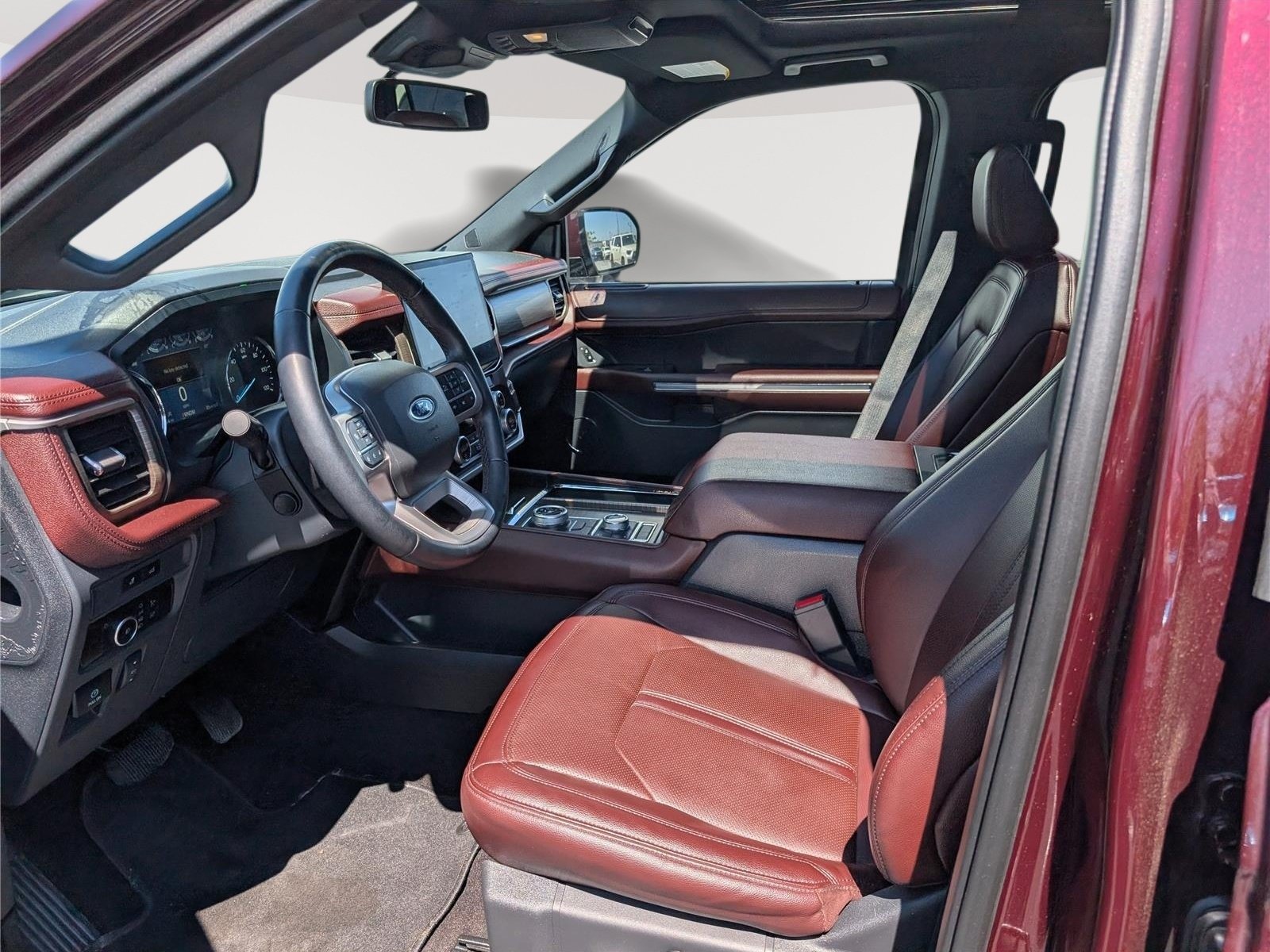 Used 2023 Ford Expedition Limited AWD/4WD image 17