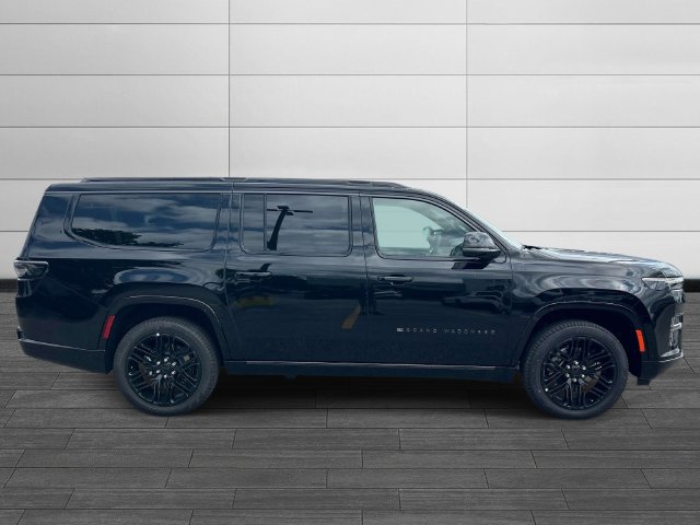 New 2026 Jeep Grand Wagoneer L Limited AWD/4WD image 2