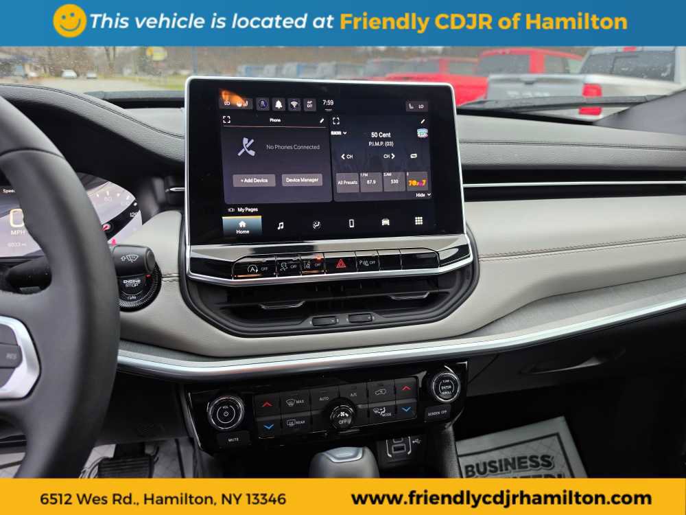 Used 2025 Jeep Compass Limited image 19