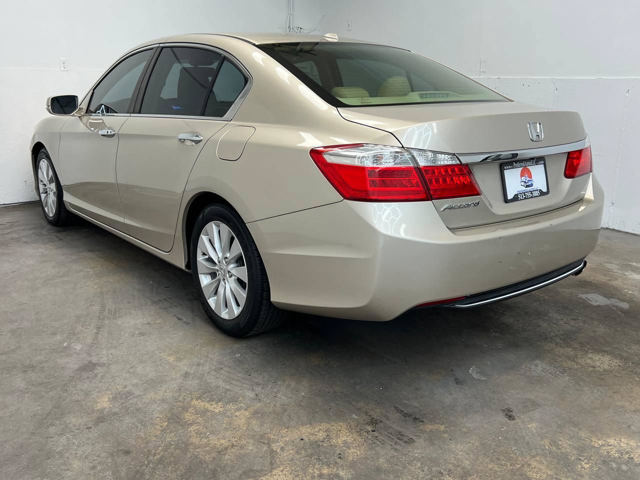 Used 2014 Honda Accord EX-L image 2