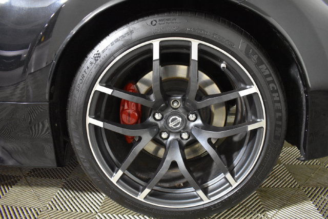 Used 2019 Nissan 370Z NISMO RWD image 42