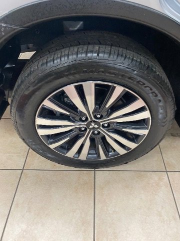Used 2020 Mitsubishi Outlander SEL FWD image 22