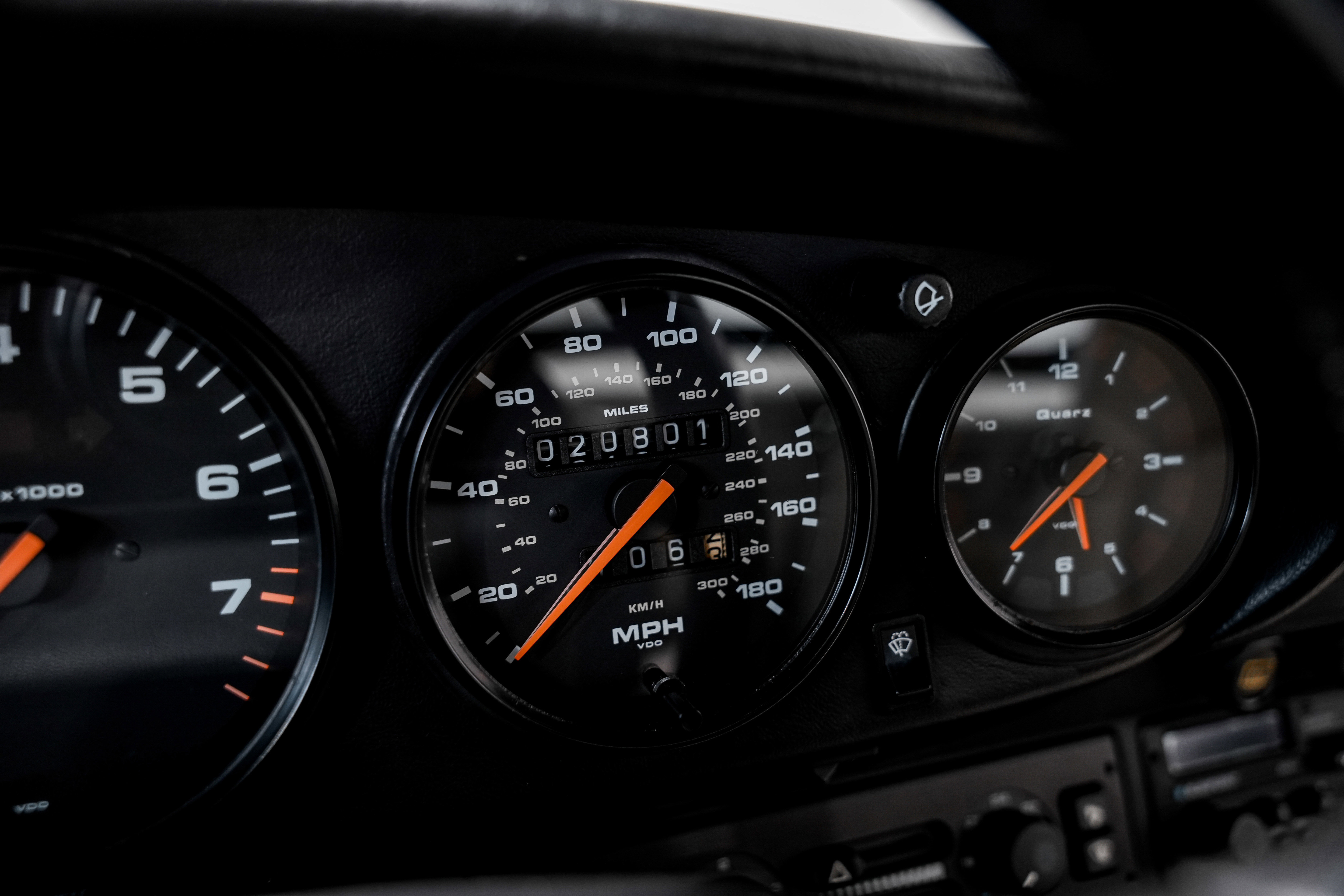 Used 1990 Porsche 911 Carrera image 13
