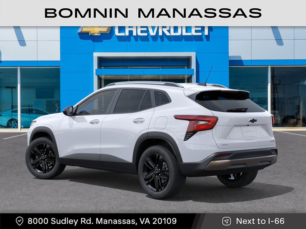 New 2026 Chevrolet Trax ACTIV w/ Sunroof Package FWD image 4