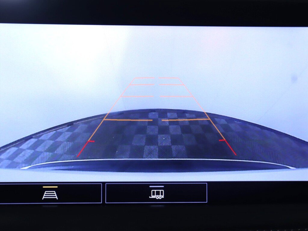 Used 2021 Chevrolet Tahoe LT image 24