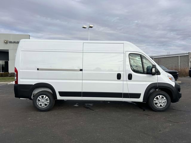 New 2026 RAM ProMaster 2500 w/ Quick Order Package 22G SLT image 10