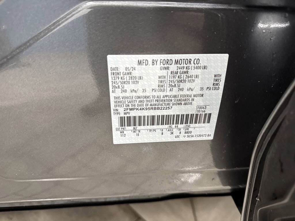 Used 2024 Ford Edge Titanium w/ Titanium Elite Package image 40