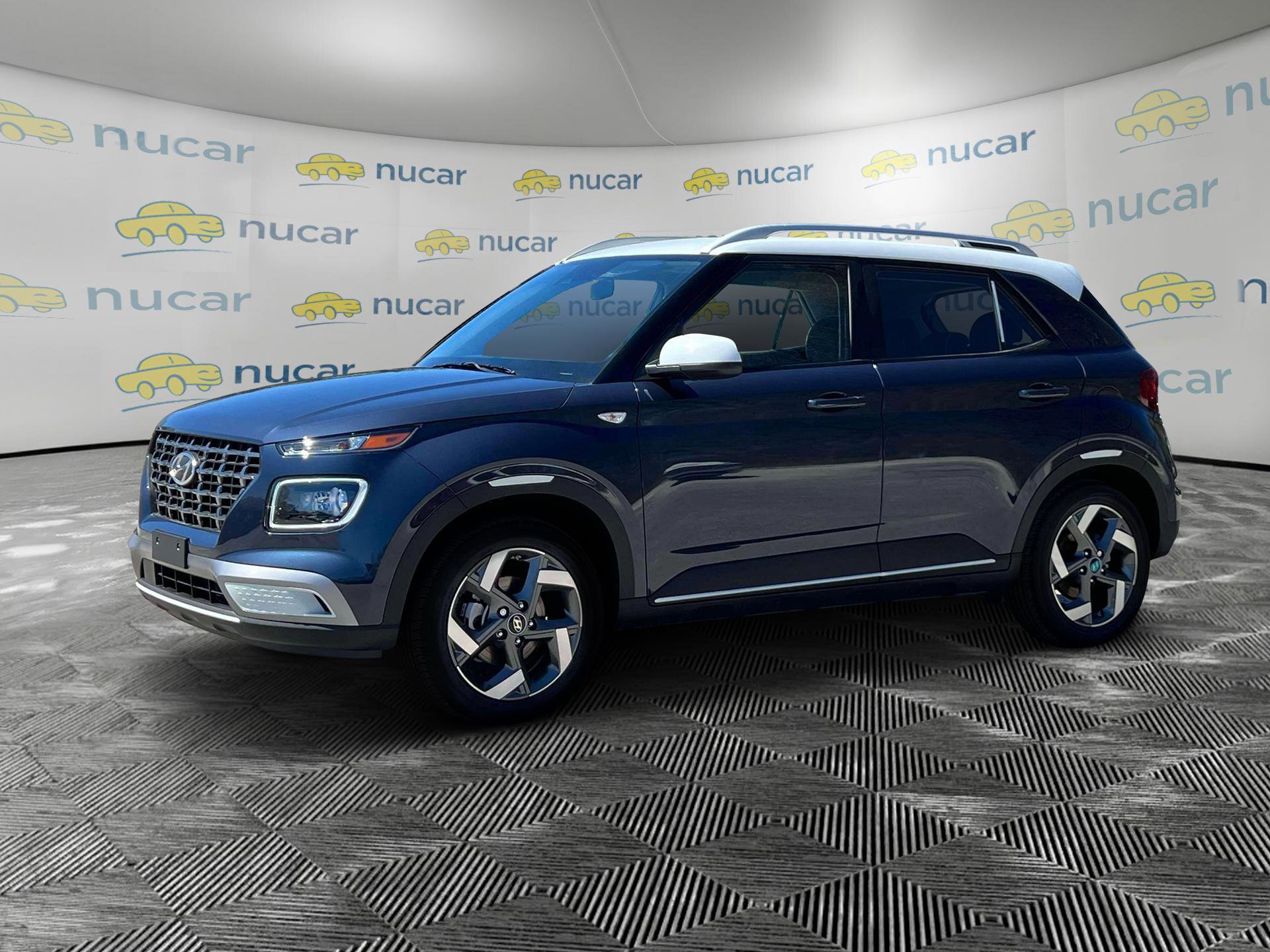 New 2025 Hyundai Venue Limited image 2