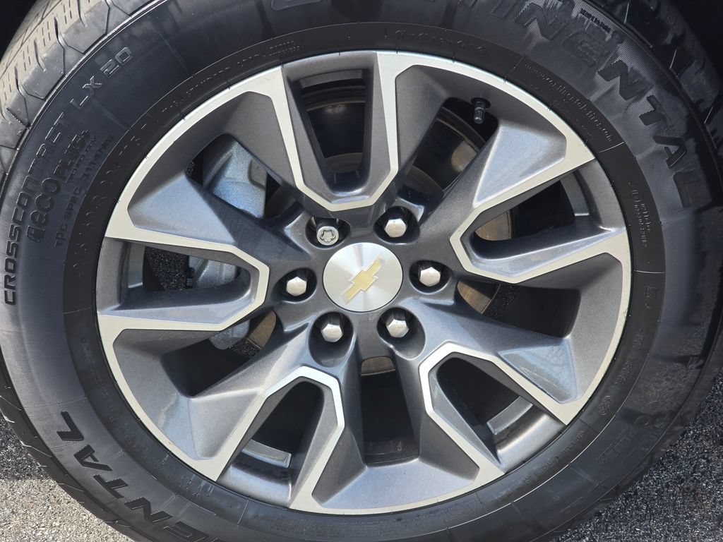 Used 2021 Chevrolet Suburban LT w/ Rear Media and Nav Package AWD/4WD image 11