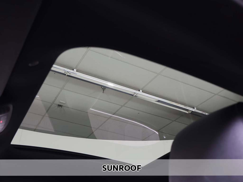 Used 2025 Mercedes-Benz CLA 250 4MATIC image 3