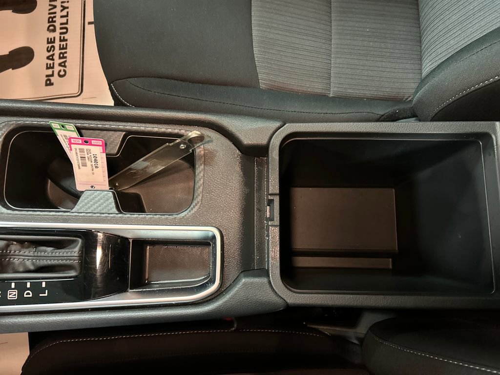 Used 2025 Nissan Sentra SV image 19