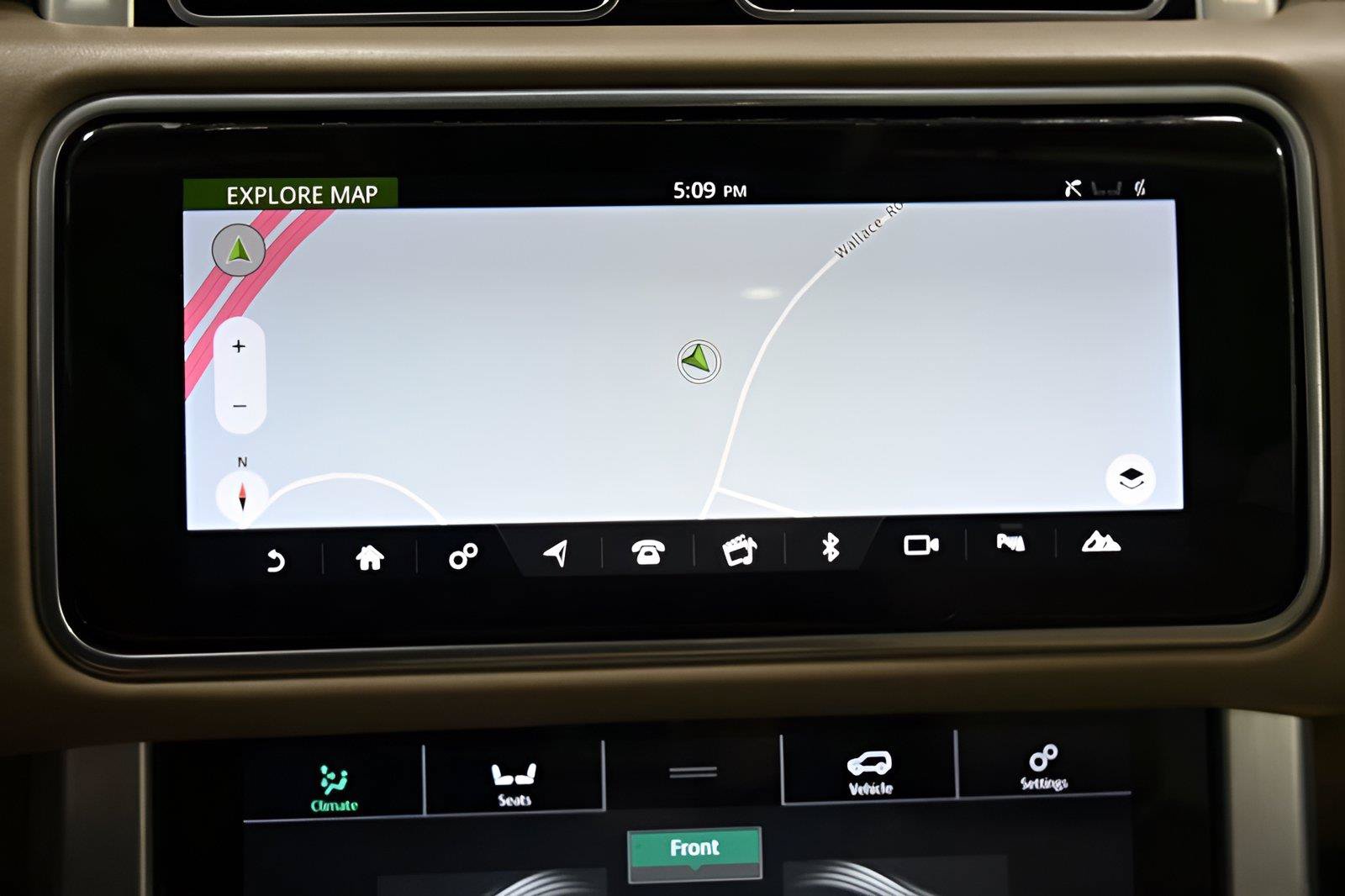 Used 2019 Land Rover Range Rover Supercharged AWD/4WD image 24