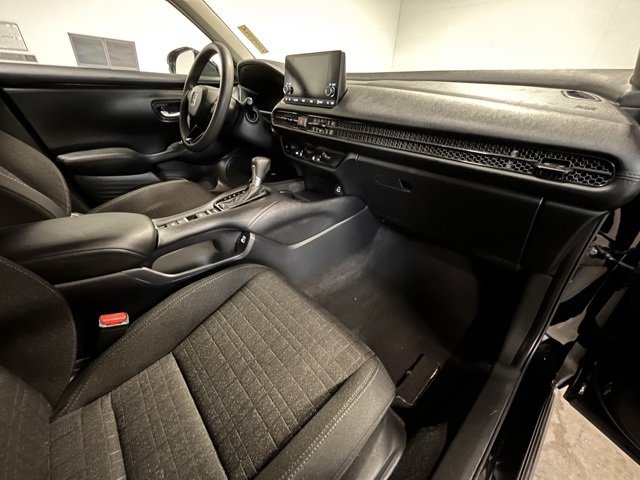 Used 2023 Honda HR-V LX image 10