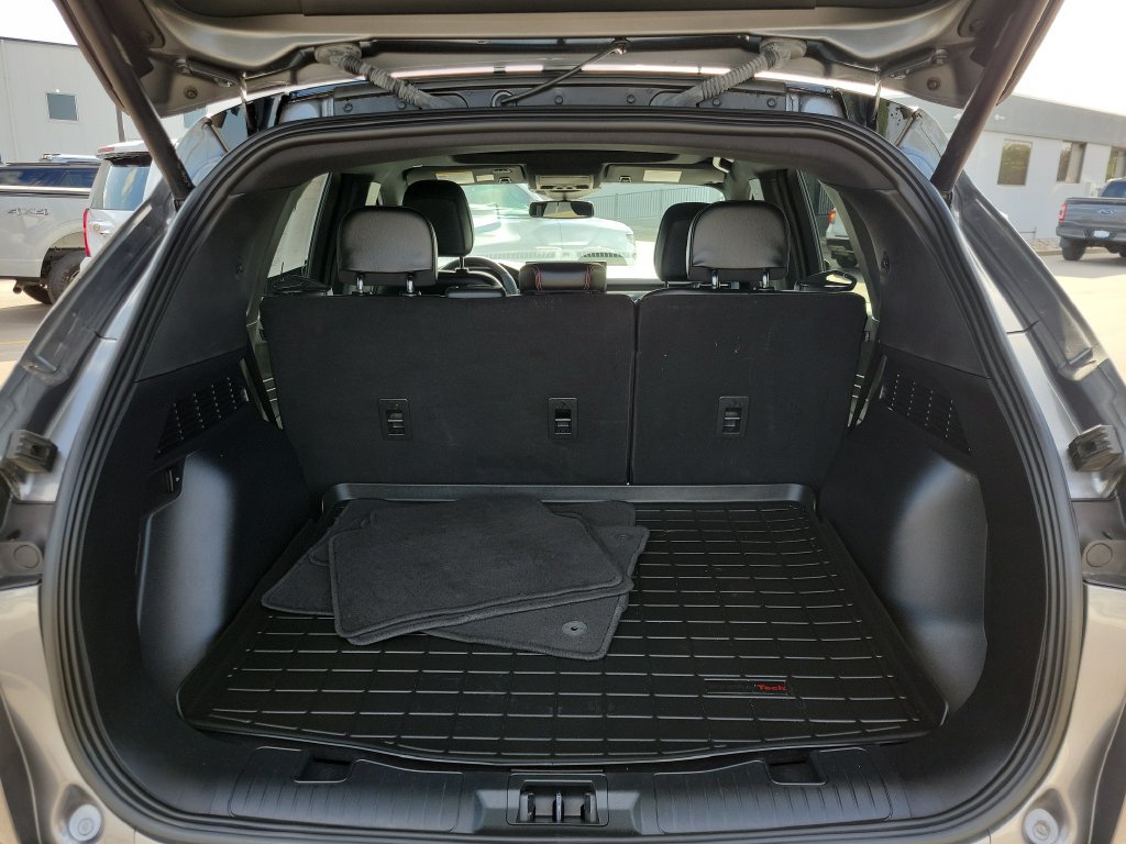 Used 2024 Ford Escape ST-Line Elite w/ Premium Technology Package AWD/4WD image 8