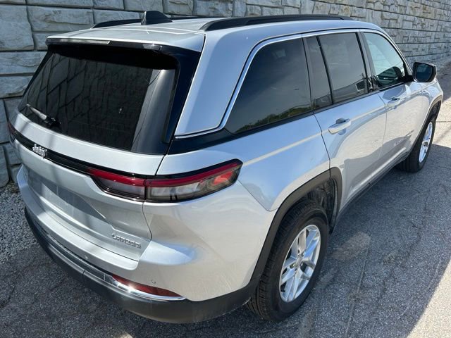 Certified 2024 Jeep Grand Cherokee Laredo X w/ Luxury Tech Group I AWD/4WD image 5