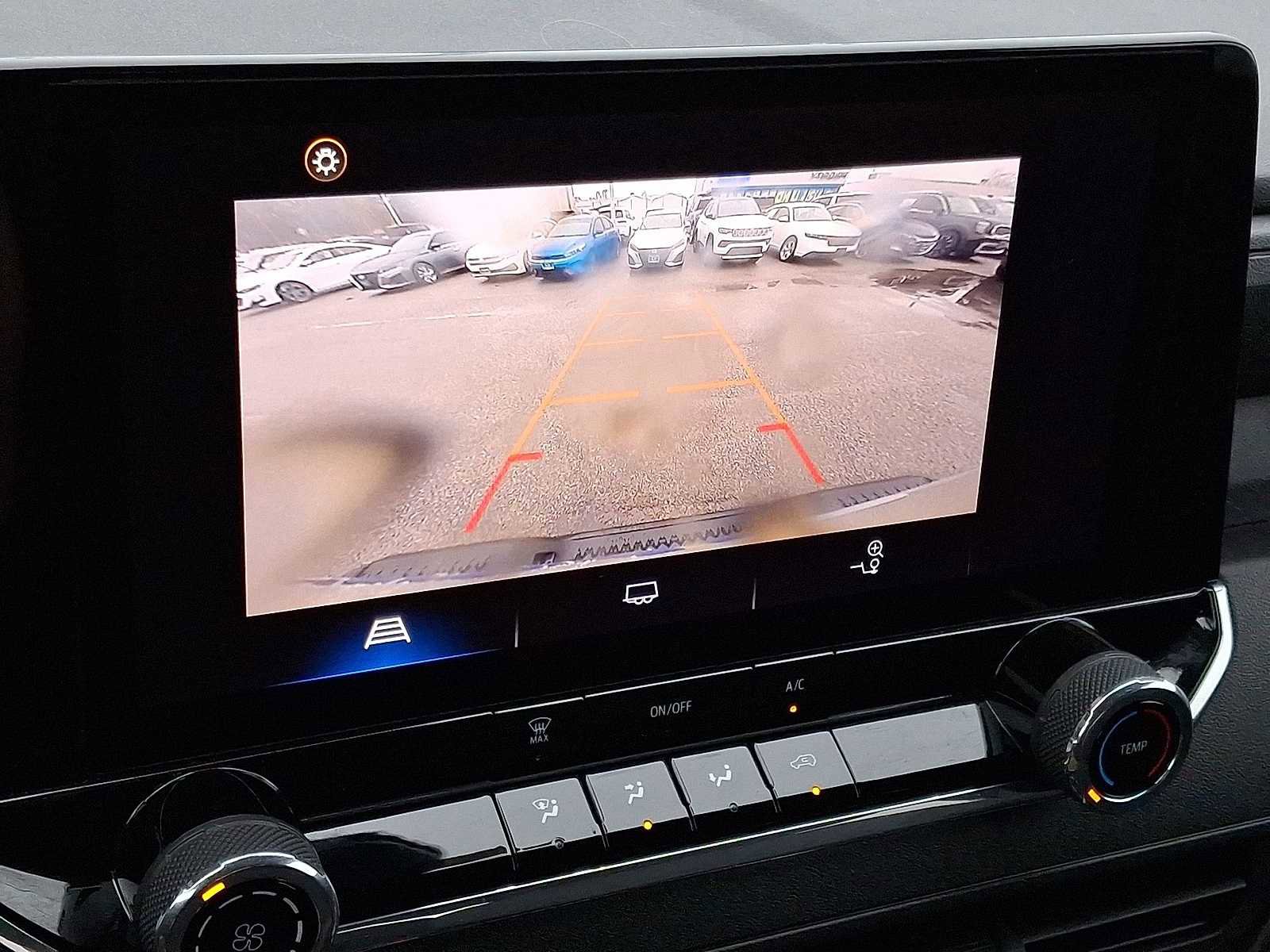 Used 2024 Chevrolet Colorado Trail Boss image 20