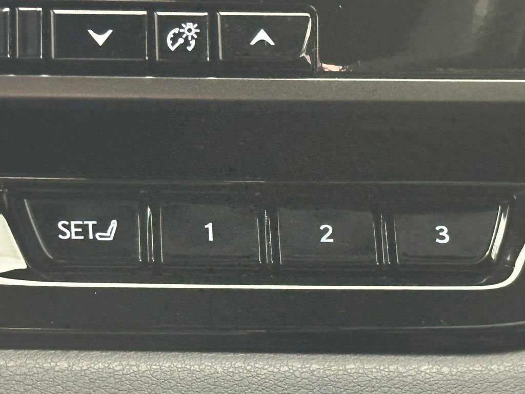 Used 2023 Lexus RX 500h F Sport w/ Accessory Package (K3) image 40