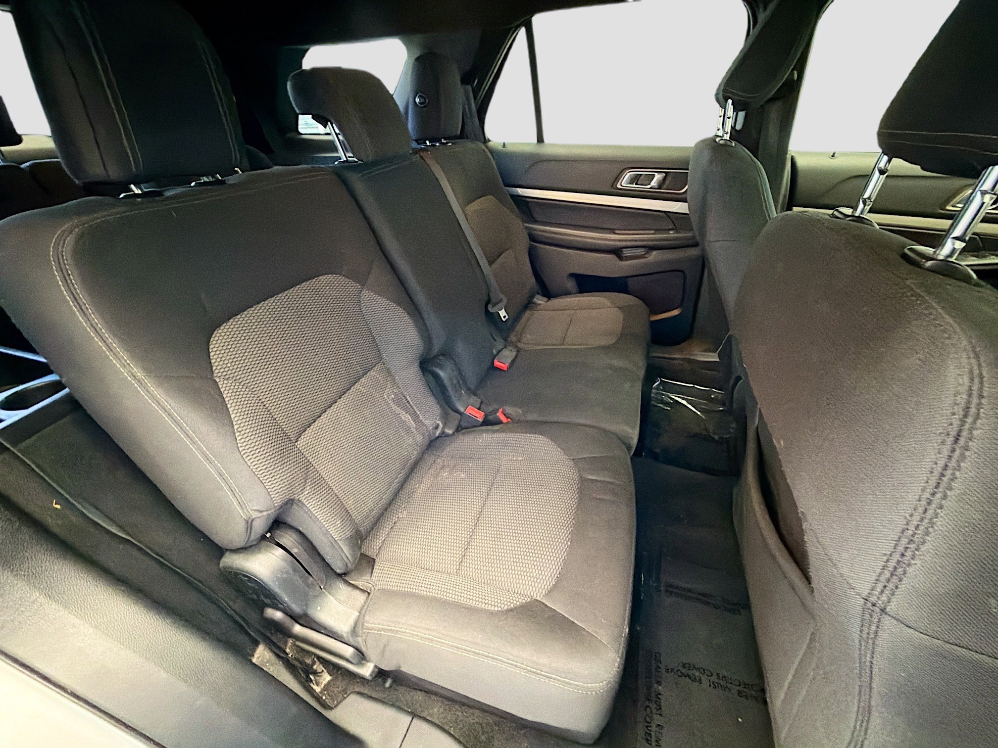 Used 2018 Ford Explorer XLT w/ Equipment Group 201A image 14