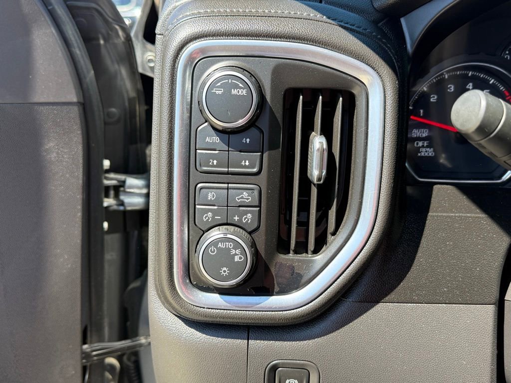 Used 2020 Chevrolet Silverado 1500 RST image 19