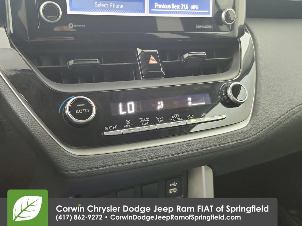 Used 2022 Toyota Corolla Cross LE FWD image 27