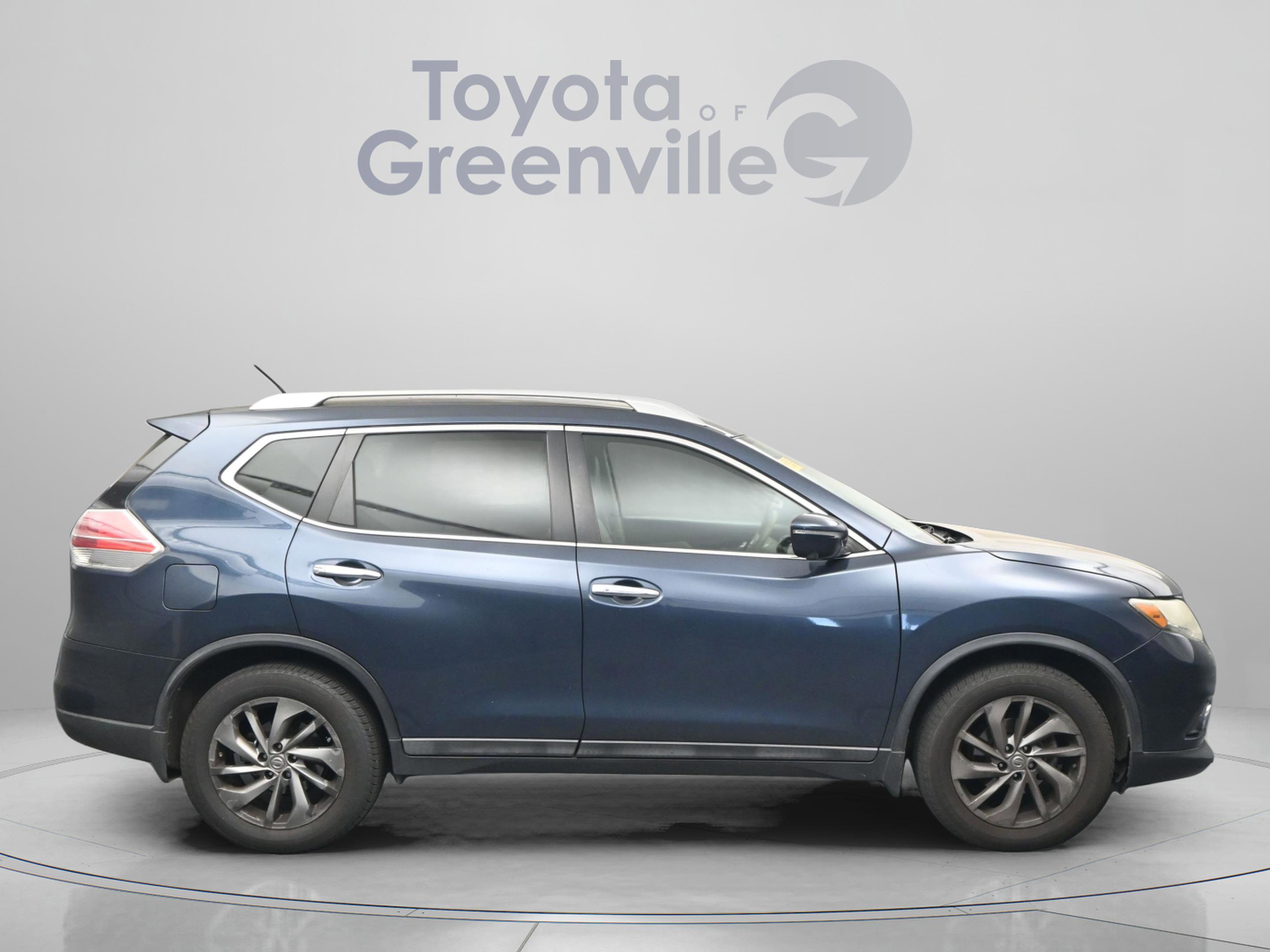Used 2015 Nissan Rogue SL w/ SL Premium Package image 17