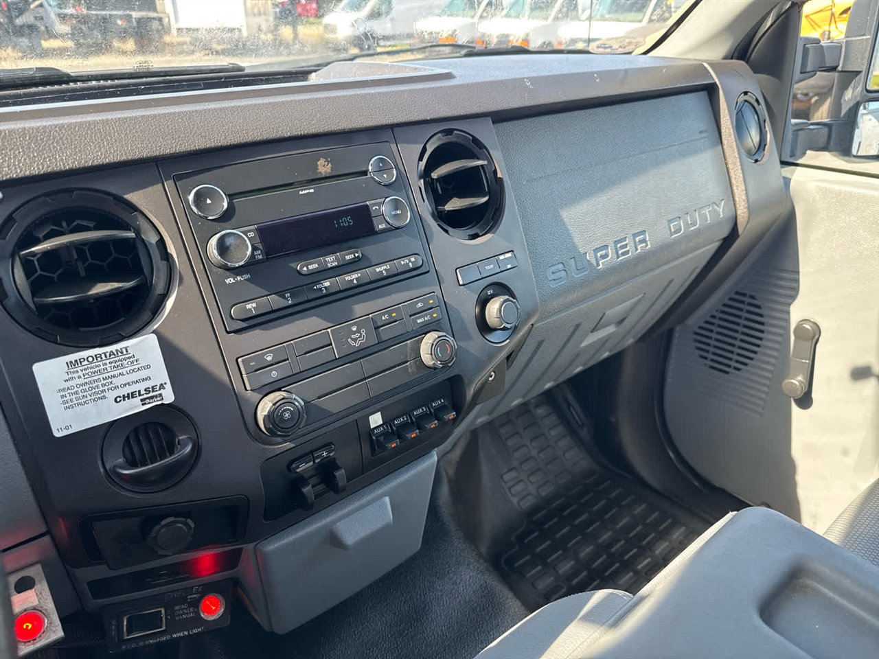 Used 2011 Ford F550 2WD Regular Cab Super Duty w/ Payload Upgrade Pkg image 17