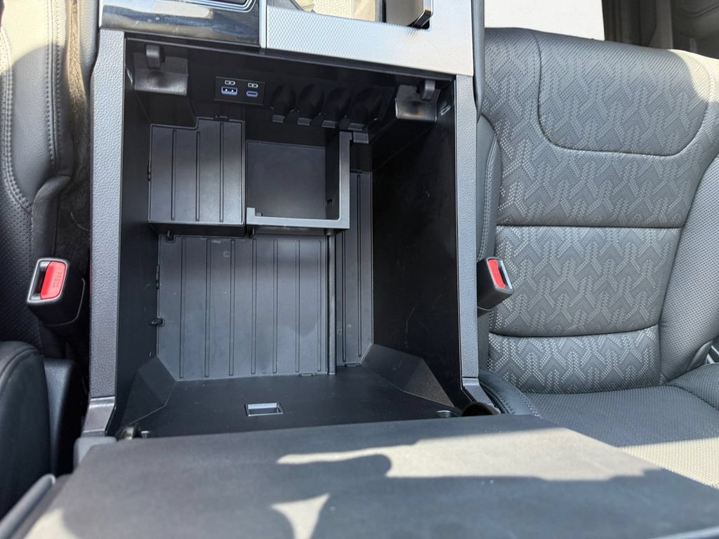 Used 2024 Toyota Sequoia Limited AWD/4WD image 25