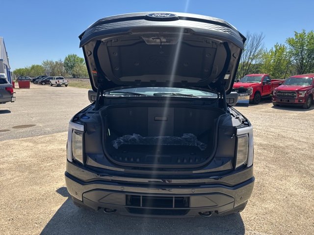 New 2025 Ford F150 Lightning Flash image 10