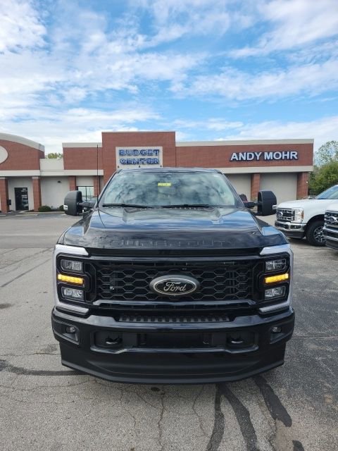 New 2026 Ford F350 XLT image 2