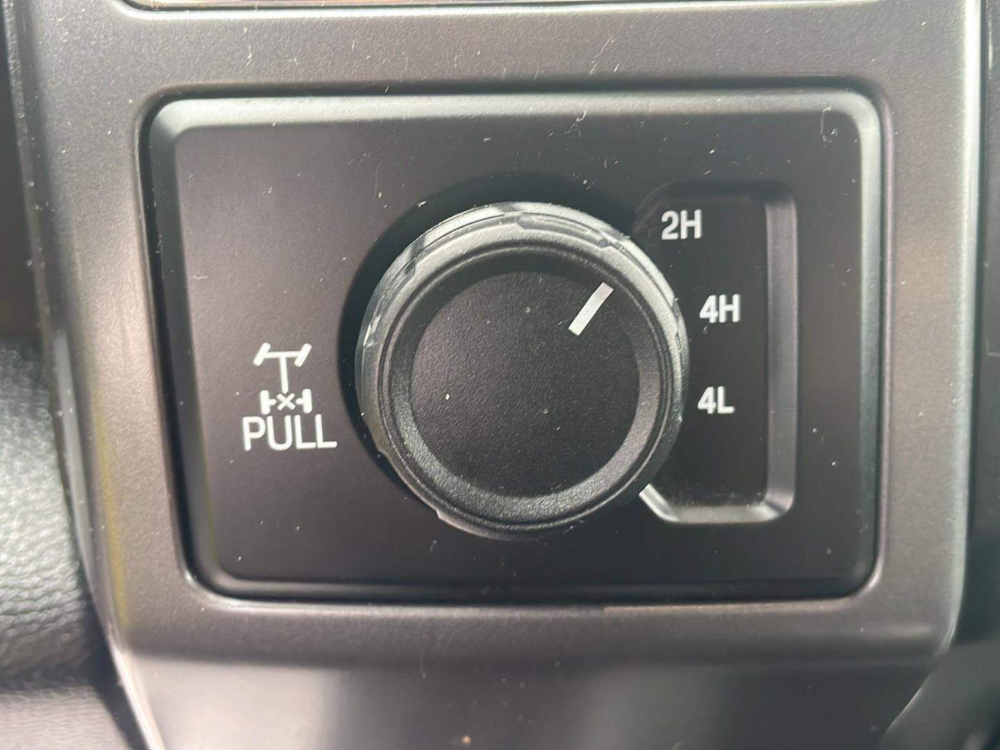 Used 2019 Ford F150 XLT w/ Equipment Group 302A Luxury AWD/4WD image 22