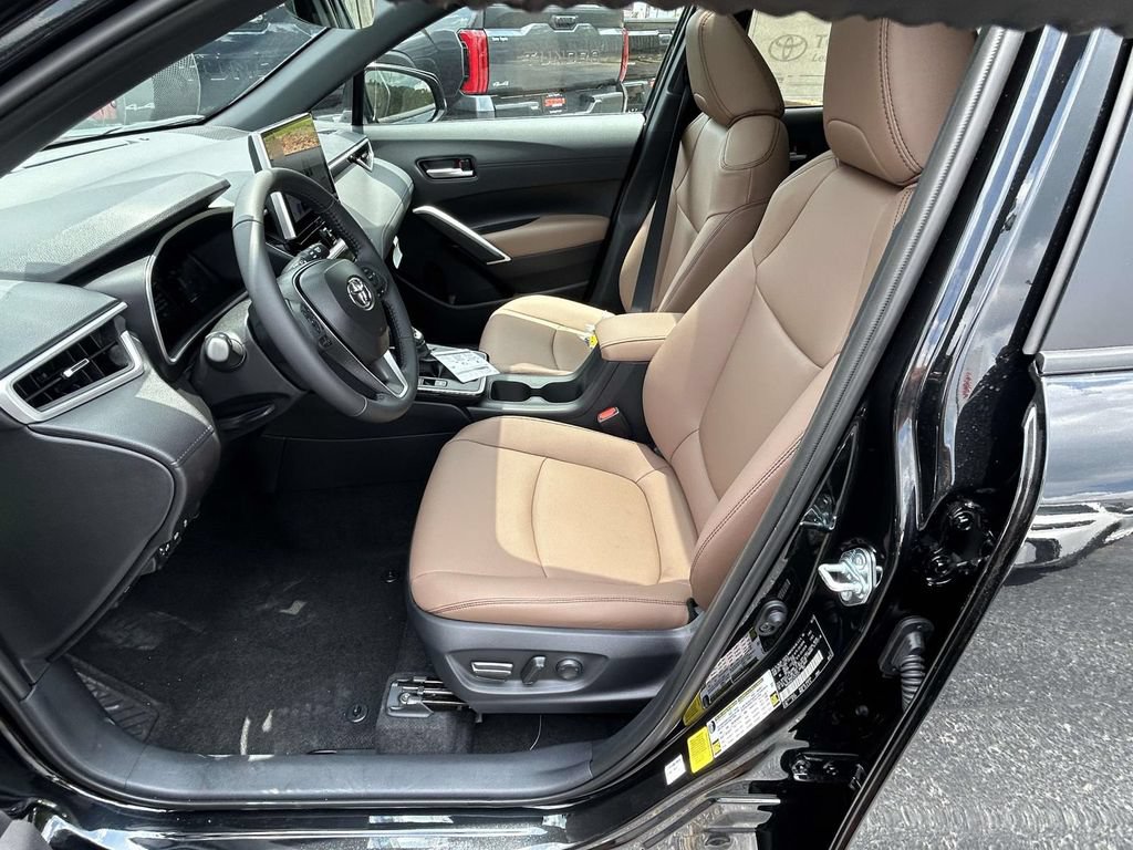 New 2026 Toyota Corolla Cross XLE w/ Convenience Package FWD image 15