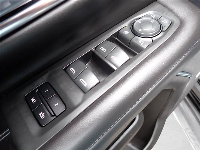 Used 2023 Chevrolet Tahoe LT w/ Luxury Package AWD/4WD image 17