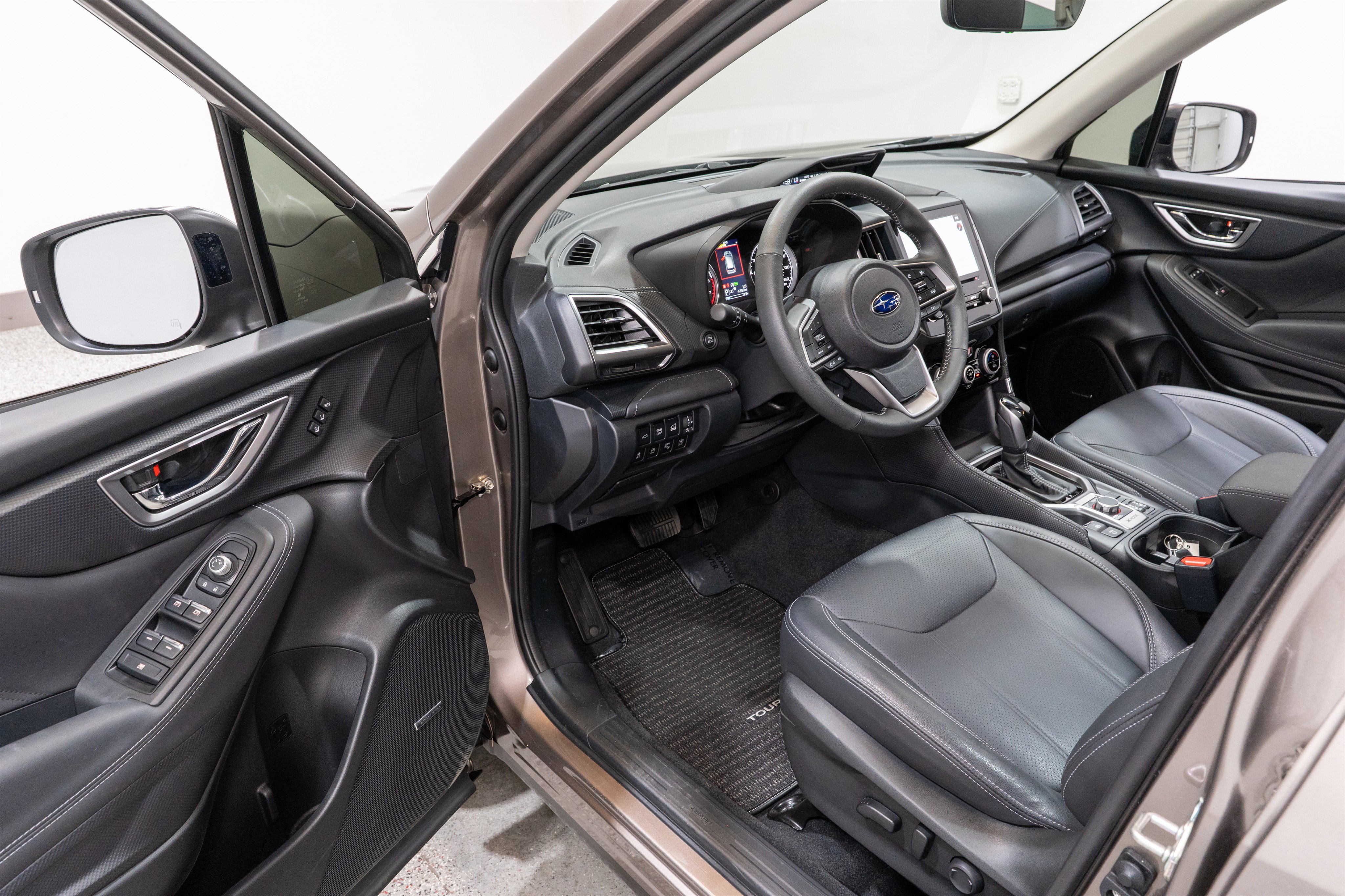 Used 2022 Subaru Forester Touring AWD/4WD image 12