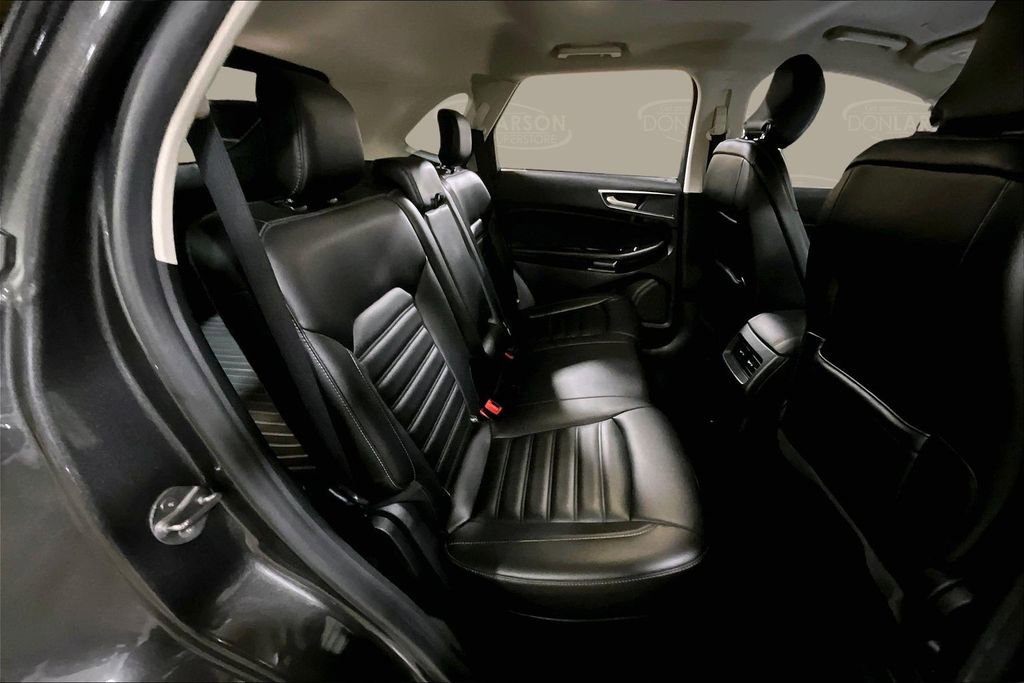 Used 2019 Ford Edge SEL w/ Equipment Group 201A image 16