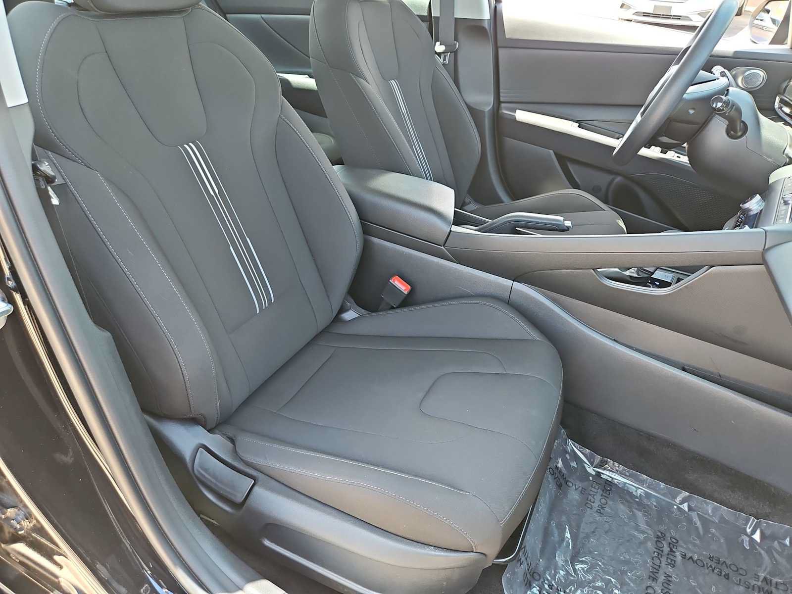 Certified 2024 Hyundai Elantra SEL FWD image 21