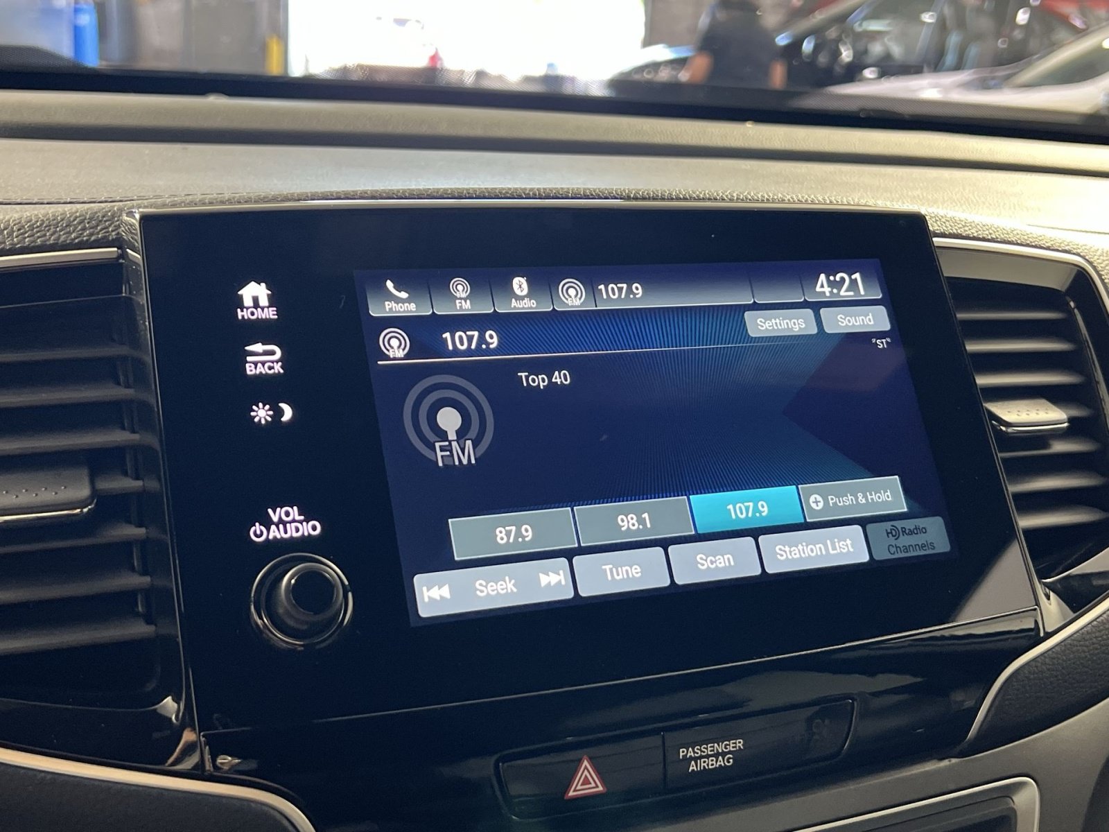 Used 2022 Honda Passport EX-L image 18