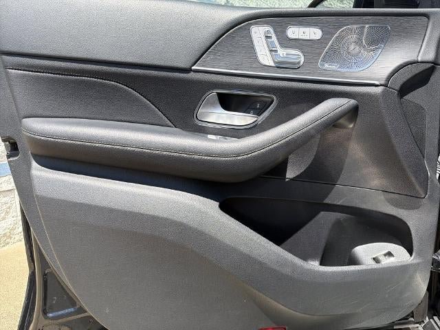 Used 2022 Mercedes-Benz GLS 450 4MATIC image 10