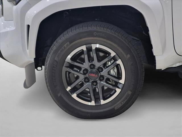 Used 2026 Toyota Tacoma TRD Sport w/ TRD Sport Upgrade Package AWD/4WD image 9