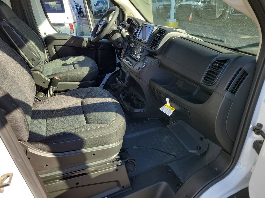 New 2024 RAM ProMaster 3500 w/ Convenience Group FWD image 7